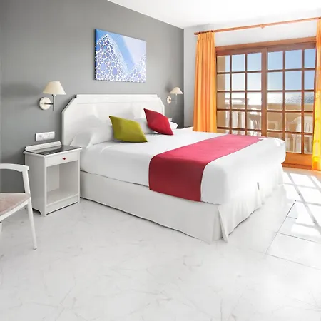 Elba Castillo San Jorge&antigua 3*