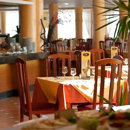 Elba Castillo San Jorge&antigua 3*