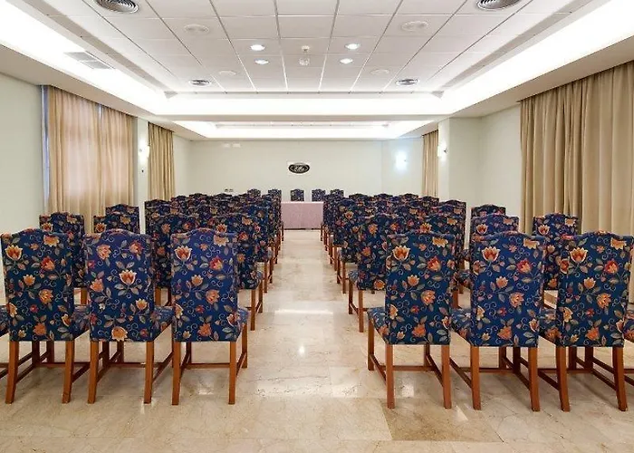 Elba Castillo San Jorge & Antigua 3*