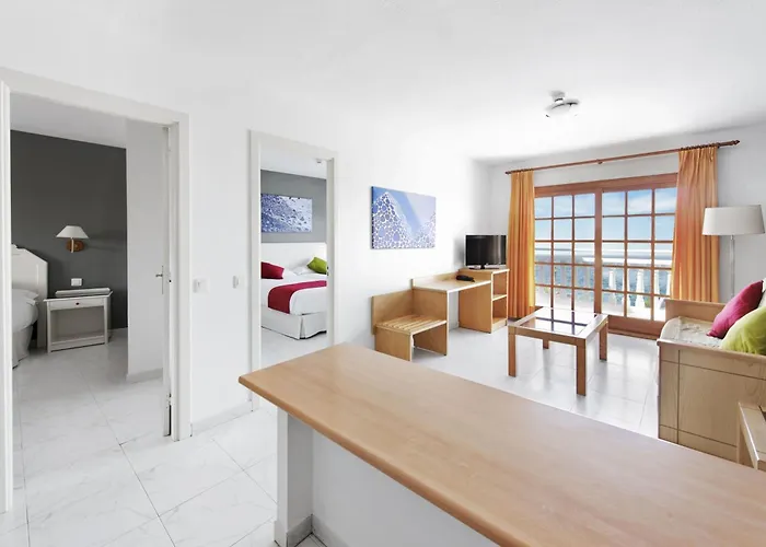 Aparthotel Elba Castillo San Jorge & Antigua 3*