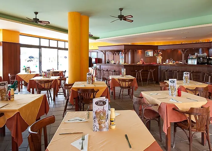 Elba Castillo San Jorge & Antigua