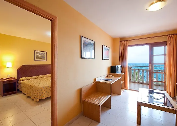 Elba Castillo San Jorge & Antigua 3* كاليتا ذي فوستي