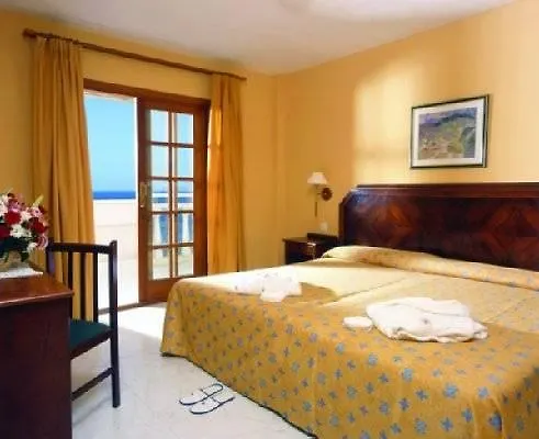 Elba Castillo San Jorge & Antigua كاليتا ذي فوستي