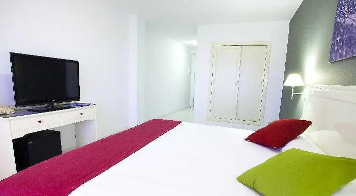 Elba Castillo San Jorge & Antigua كاليتا ذي فوستي