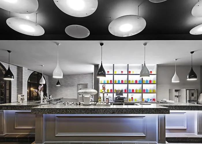 Elba Castillo San Jorge & Antigua كاليتا ذي فوستي